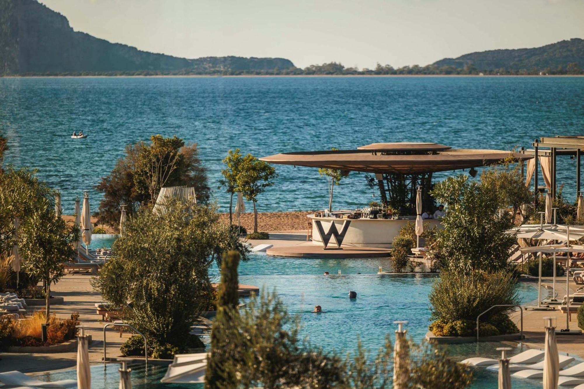 W Costa Navarino (Adults Only) Pylos Exteriér fotografie